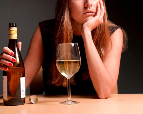 Анонимное лечение женского алкоголизма в Пионерском